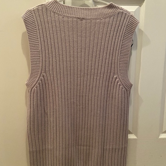 Lavender Sweater Vest - Picture 4 of 4